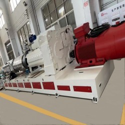 防靜電PVC同透地板生產(chǎn)線